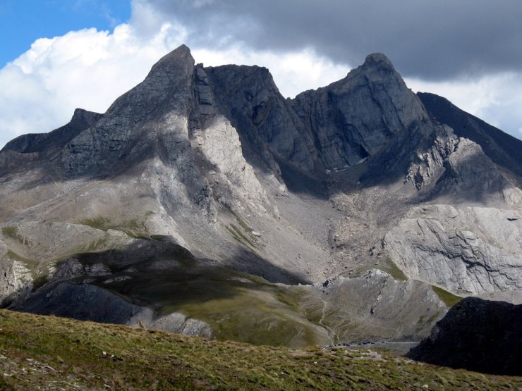 Le col Agnel (Molines-en-Queyras) dominé par le Pain de Sucre