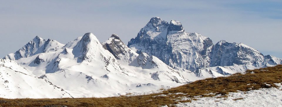 Le Mont Viso (3 841 m) près de Ristolas (Queyras), la plus haute montagne des Alpes du sud.