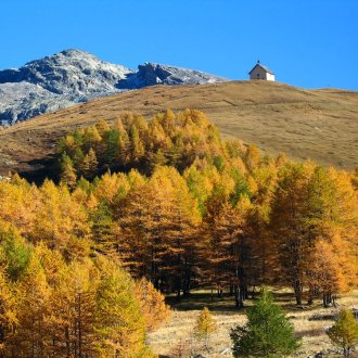 L'automne à la chapelle de Clausis à proximité de la mine de cuivre