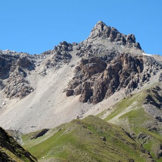 Le Pic de Rochebrune à Arvieux, deuxième montagne la plus haute du Queyras (Hautes Alpes).