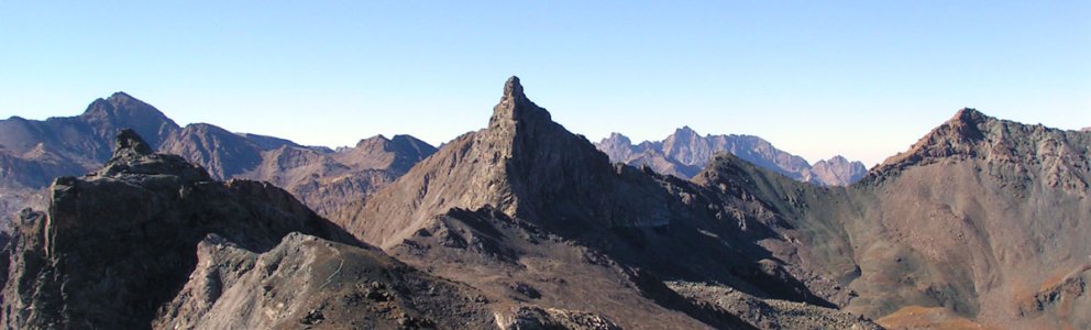 Tête des Toilies, une pointe de basalte à Saint-Véran